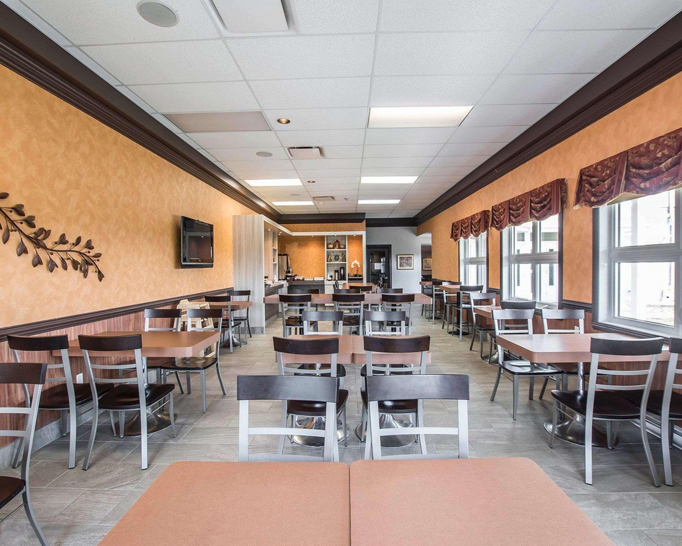 Econo Lodge Montmagny Exterior foto