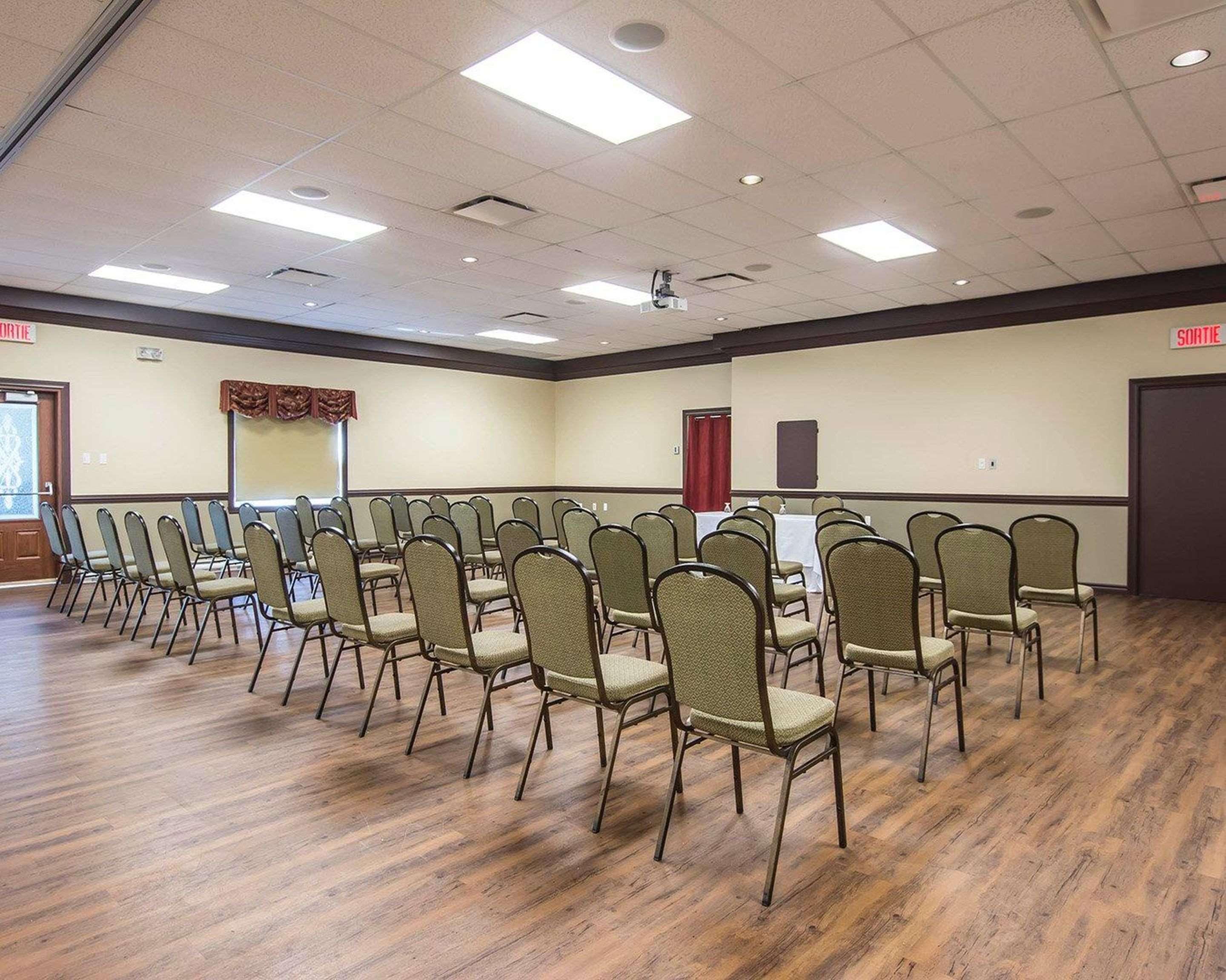 Econo Lodge Montmagny Exterior foto