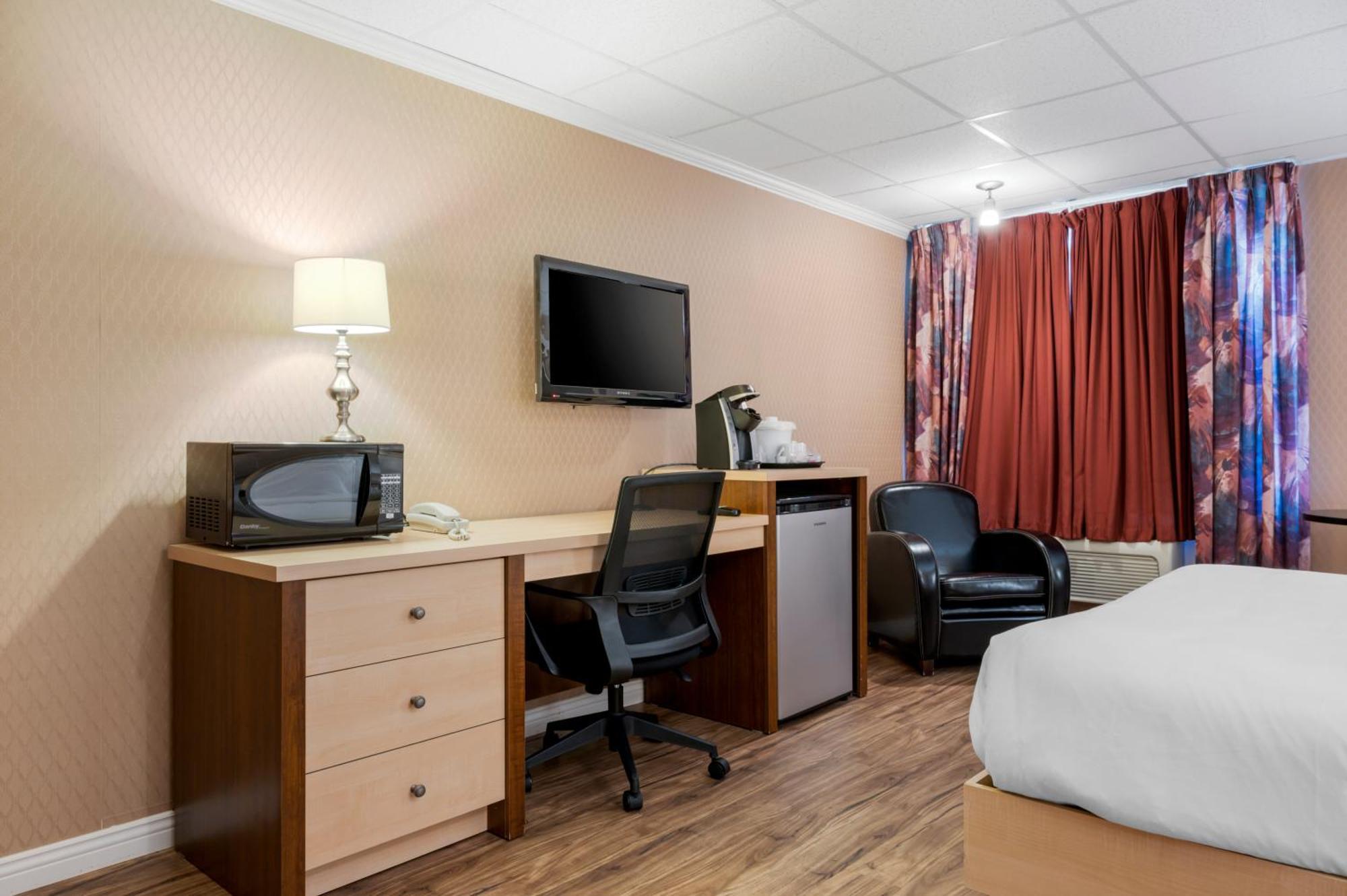 Econo Lodge Montmagny Exterior foto
