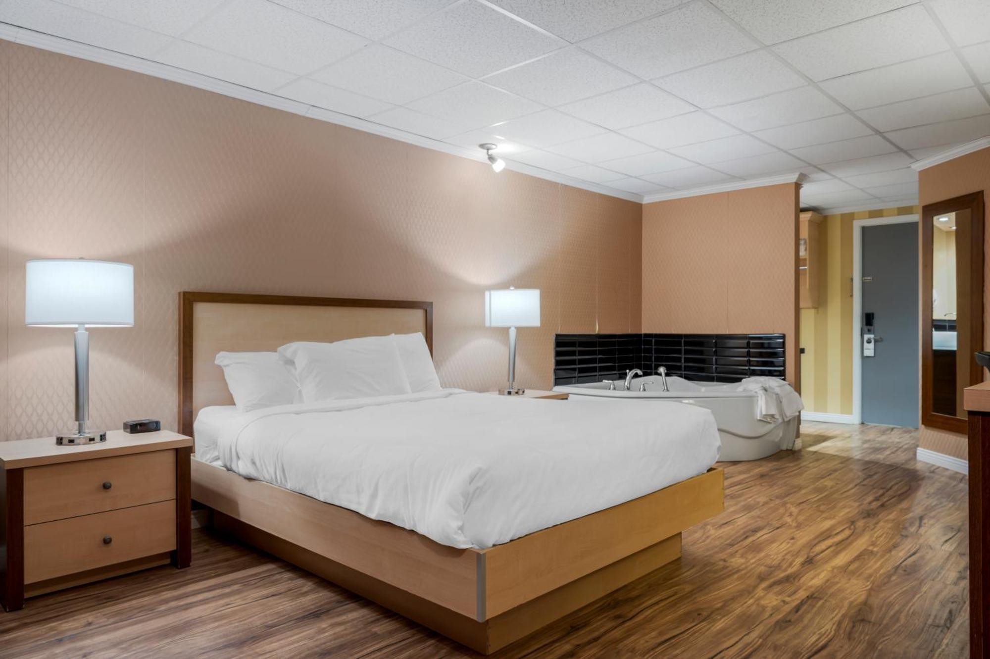 Econo Lodge Montmagny Exterior foto