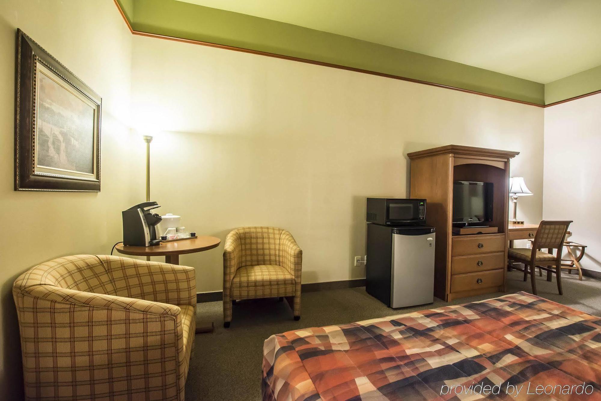 Econo Lodge Montmagny Exterior foto